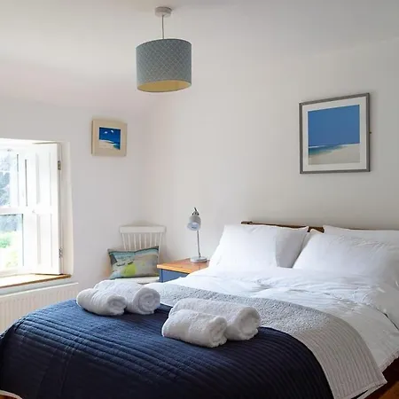 Charlestown Cottage, Woodburner, Gardens & Parking Exterior photo